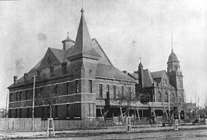 OldCourthouse.jpg